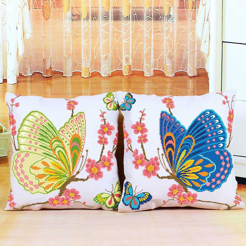 十字绣抱枕新款情侣花蝴蝶简单可爱自己绣枕头沙发靠枕刺绣枕