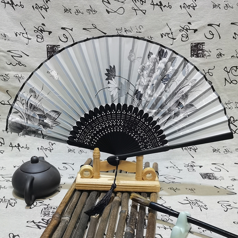 Japanese Folding Fan Antique Chinese Ancient Style Medium Long Handle Raw Silk Fan Craft Gift Ladies Dance Fan Factory Wholesale