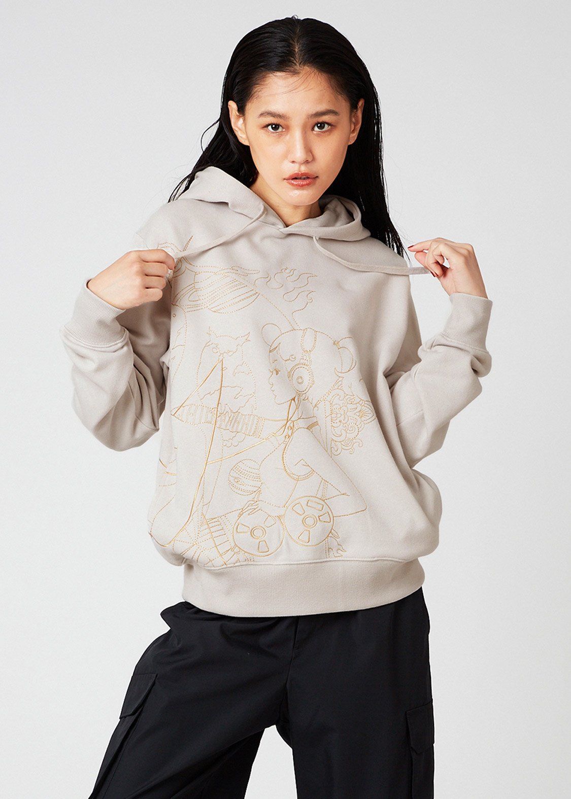 cva23秋季上市新款刺绣宇宙女孩连帽卫衣男女通用均码款-阿里巴巴