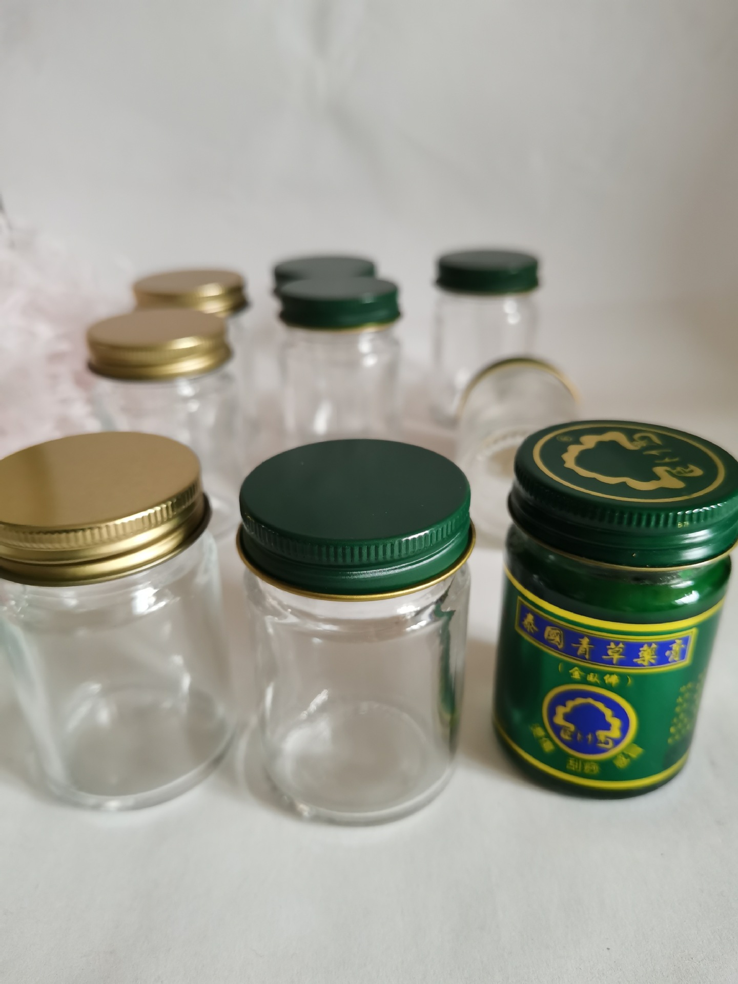 驱蚊膏瓶50克装 青草药膏瓶50克圆瓶 泰国卧佛青草膏瓶 金色盖