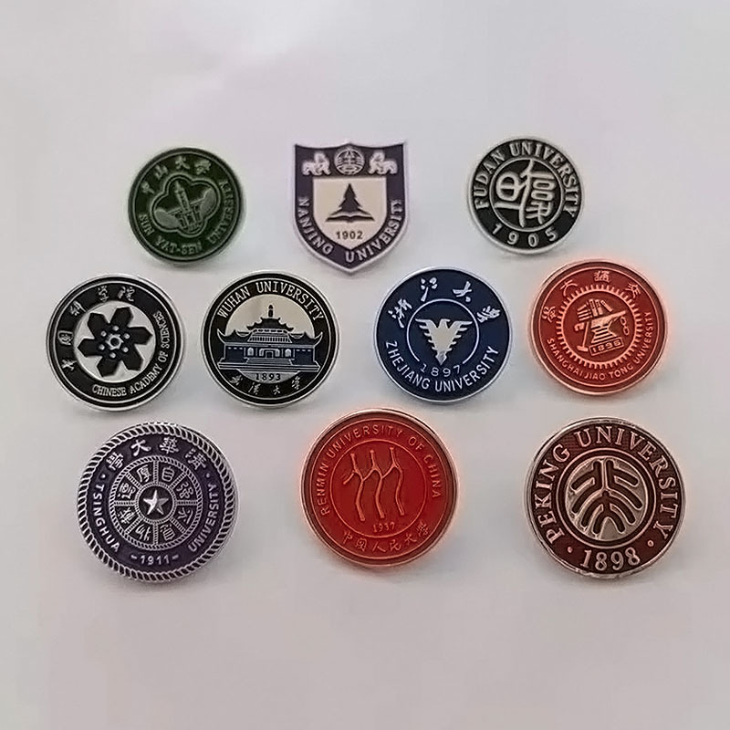 名校徽章制作 烤漆滴胶工艺 中国人大清华北校园礼品优免费设计