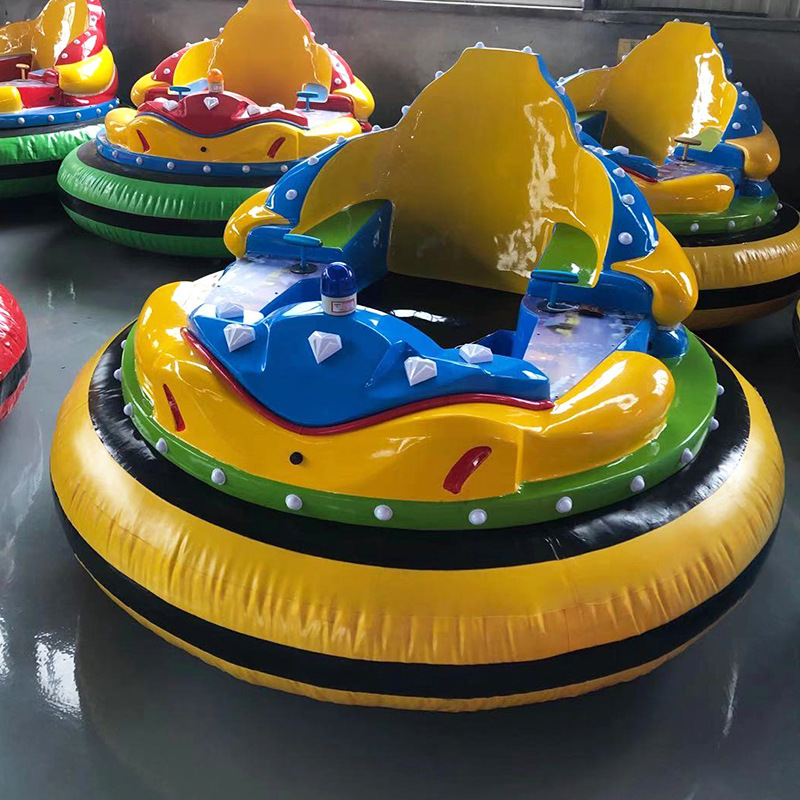 室内游乐园碰碰车儿童玩具亲子公园出租车广场公园游乐双人广场