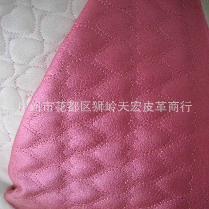 定货绣花人造革 桃心PU皮革心形电绣皮箱包鞋材皮带装饰皮带家居
