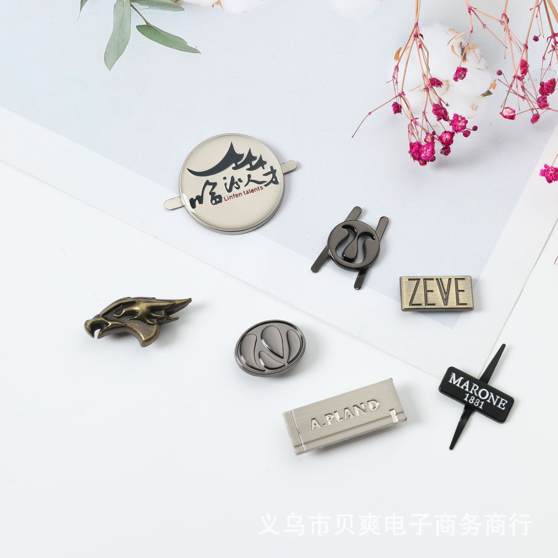 Yiwu Factory Direct Sales Pin Metal Tag Customizable Various Shapes, Sizes, Colors, Hardware Trademark Logo