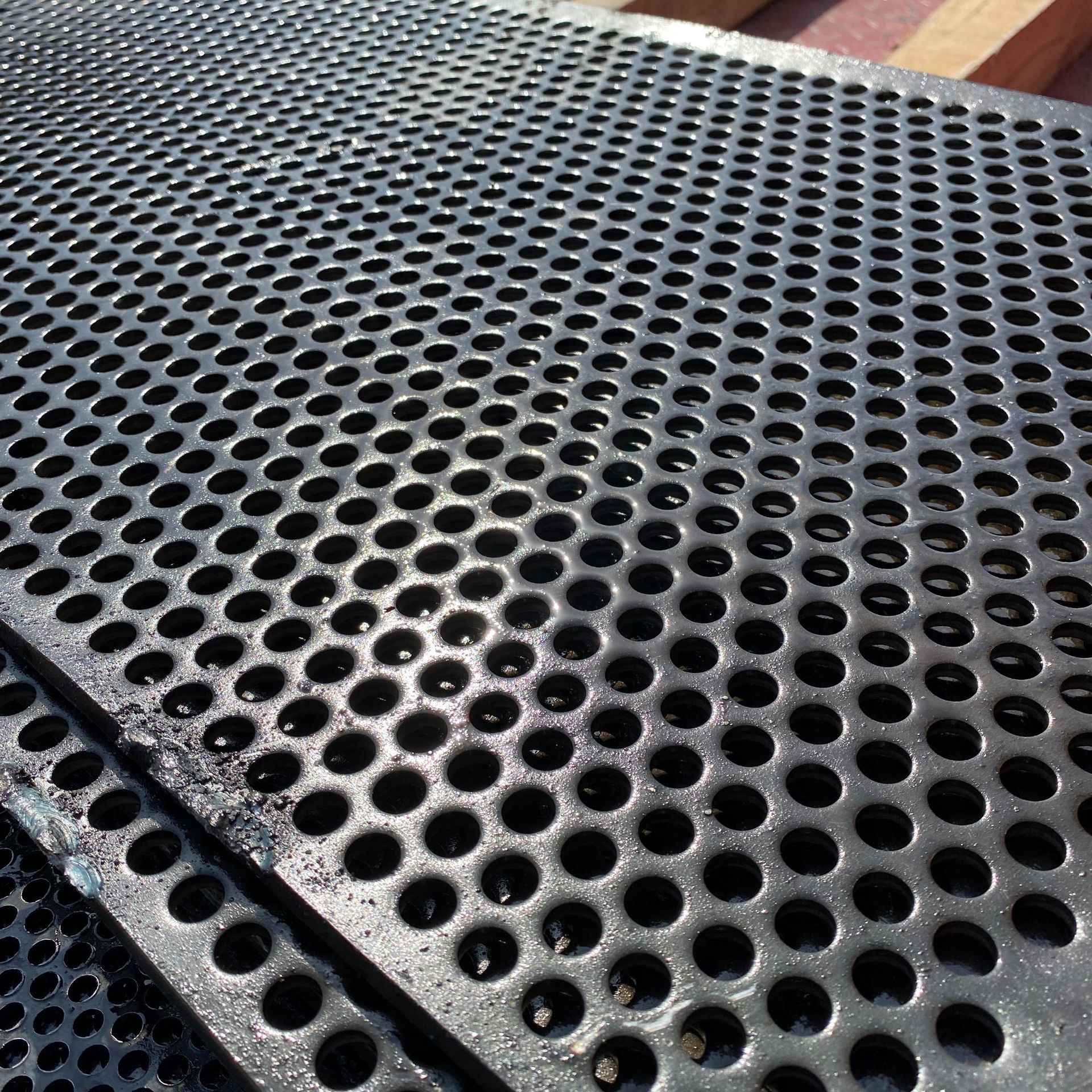 金属冲孔网 重型冲孔网厚板冲孔筛网锰钢穿孔圆孔数控冲孔网小孔