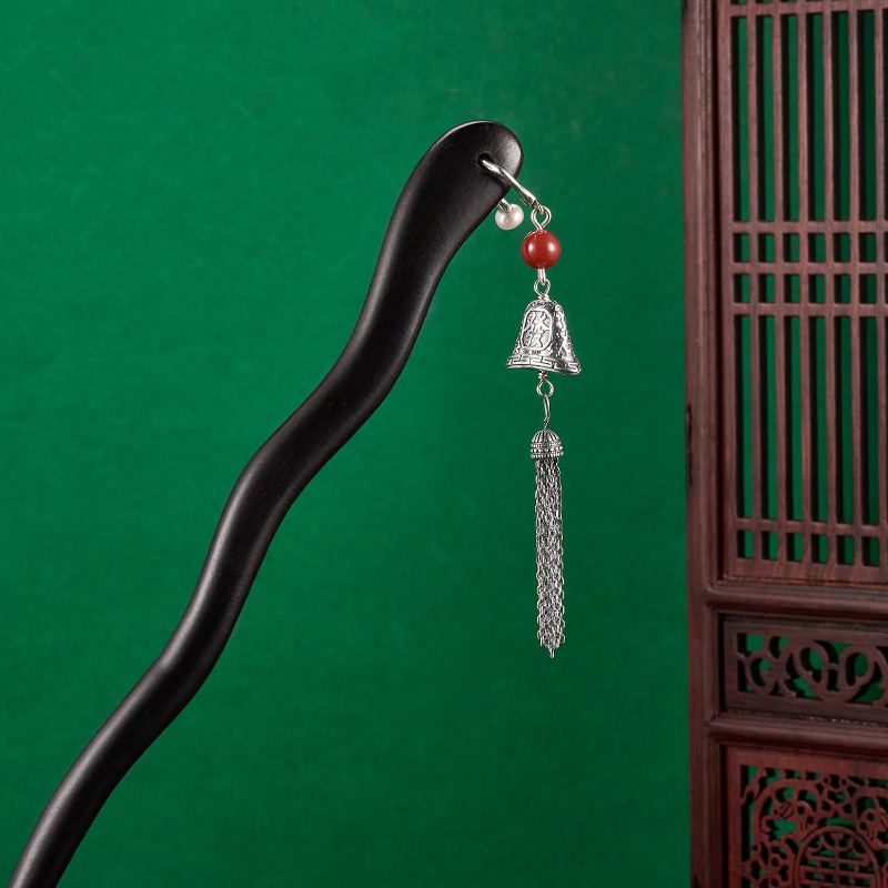 新中式南红玛瑙s925银发字铃铛流苏檀木簪子复古日常盘发步摇发簪