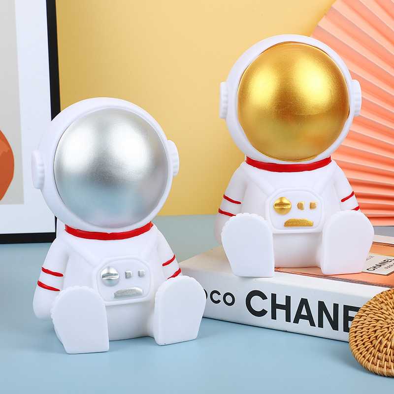 Modern Spaceman Desk Decoration Birthday Gift Creative Piggy Bank Drop-Resistant Coin Bank Character Decoration Simple