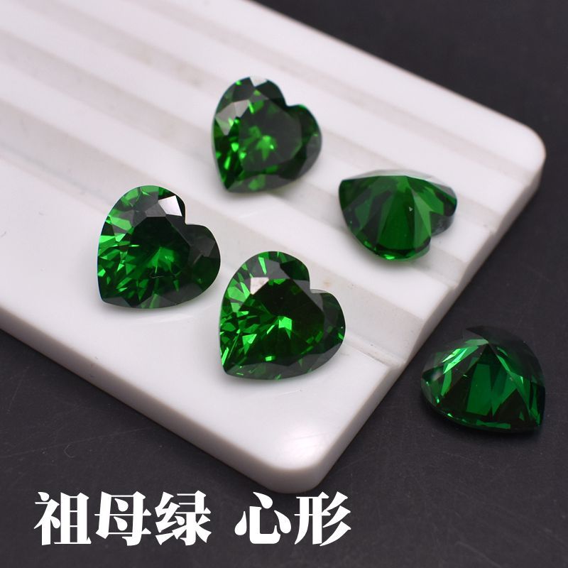 心形祖母绿宝石裸石爱心形绿锆emerald首饰锆石配石镶嵌石cz石