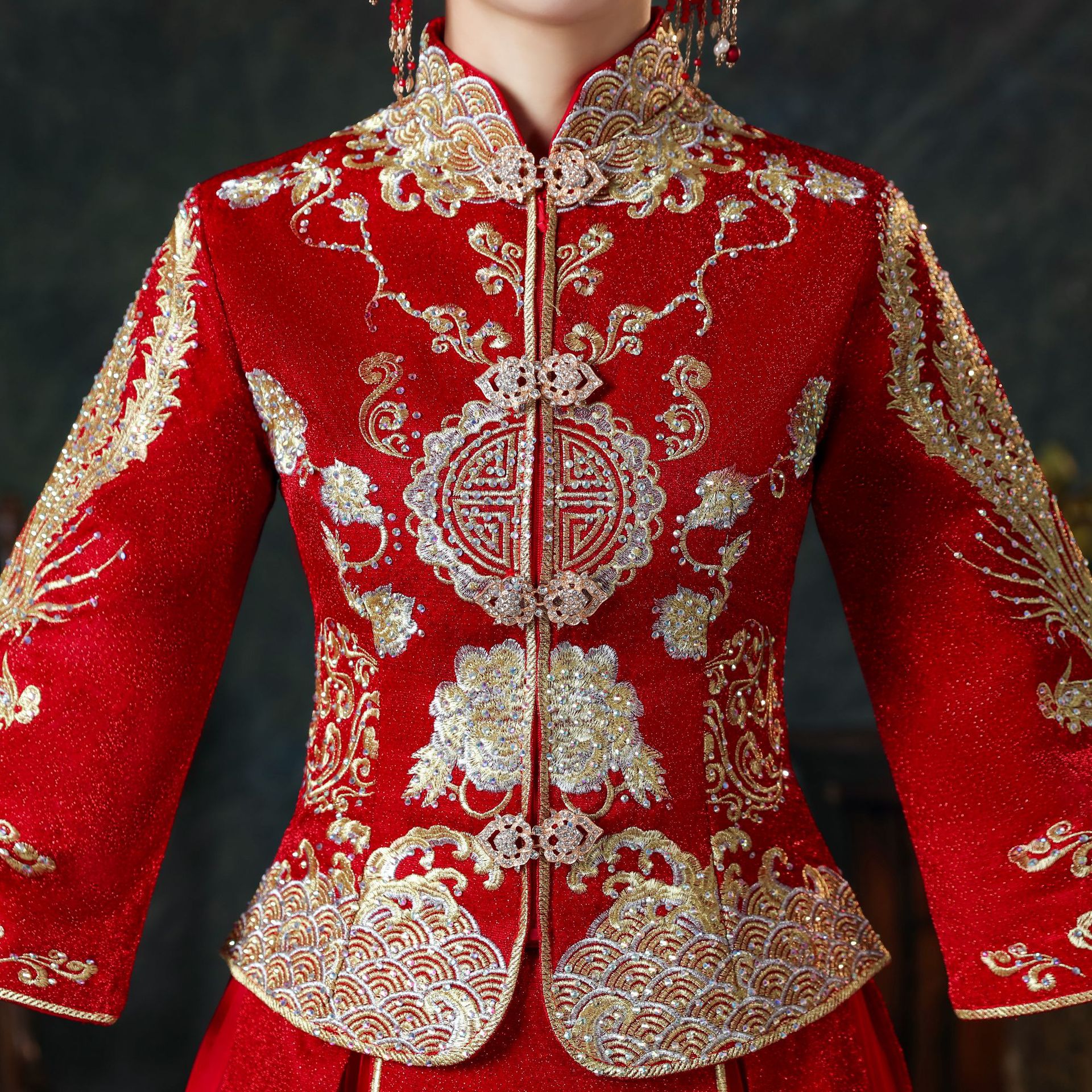 婚纱礼服2021新娘结婚秀禾服敬酒服女装女裙批发缎面复合面料