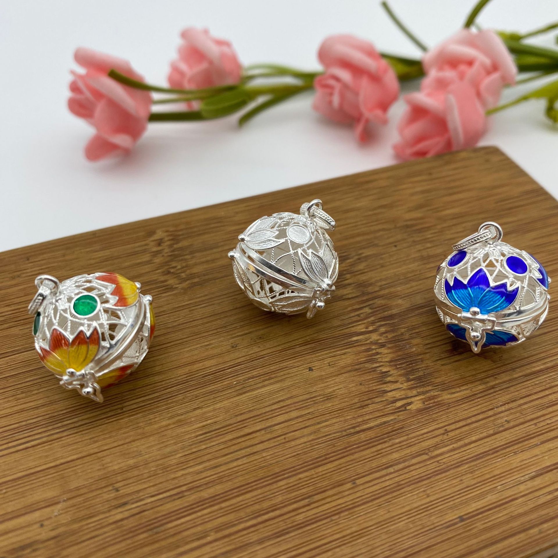 花丝工艺足银珐琅彩莲花掐丝镂空香囊球可开放置小物件文艺复古风