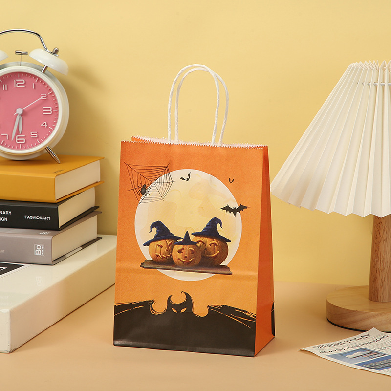 Spot Goods Packaging Bag Made of Kraft Paper Can Be Customized Halloween Series Gift Bag Wholesale Party Birthday Packaging Bag