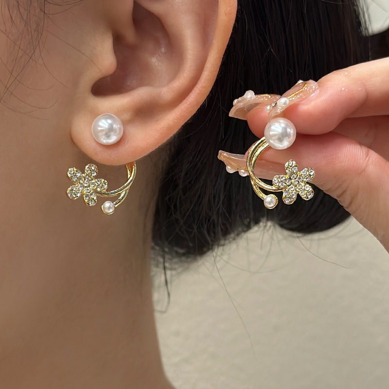 Sterling Silver Needle Korean Pearl Diamond Flower Niche Temperamental Personalized and All-Match Advanced Design Sense Earrings Earrings