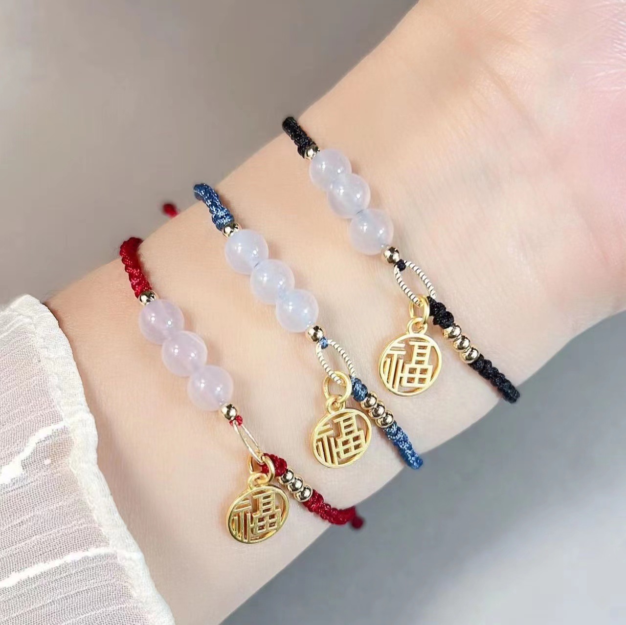 小福牌手链女白玛瑙福字饰品手工编织红绳可调节闺蜜情侣生日礼物