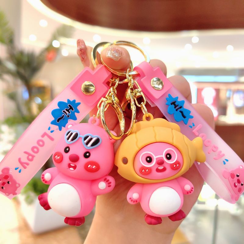 New Cute Pvc Little Beaver Keychain Pendant Cartoon Doll Car Key Chain Hanging Ornament Small Gift Wholesale