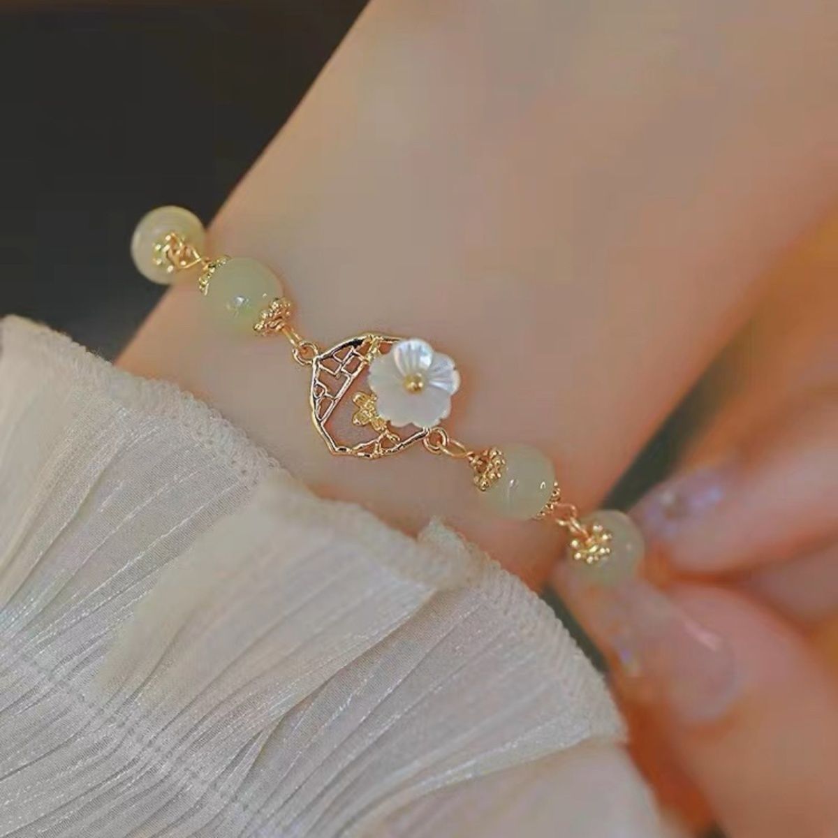 begonia girlfriends‘ bracelet female ins special-interest design light luxury high sense 2023 new good-looking student gift