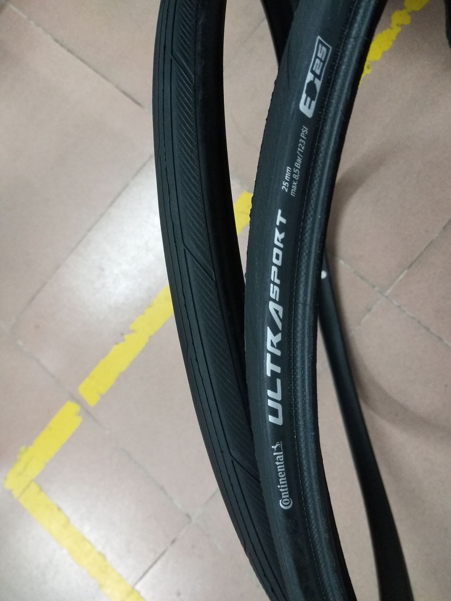 轮胎公路自行车轮胎700c轮胎28c轮胎continental马牌轮胎是否跨境出