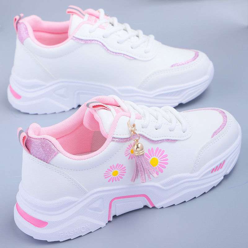 儿童白色运动鞋防滑跑步鞋平底透气小学生旅游波鞋女童鞋老爹鞋秋