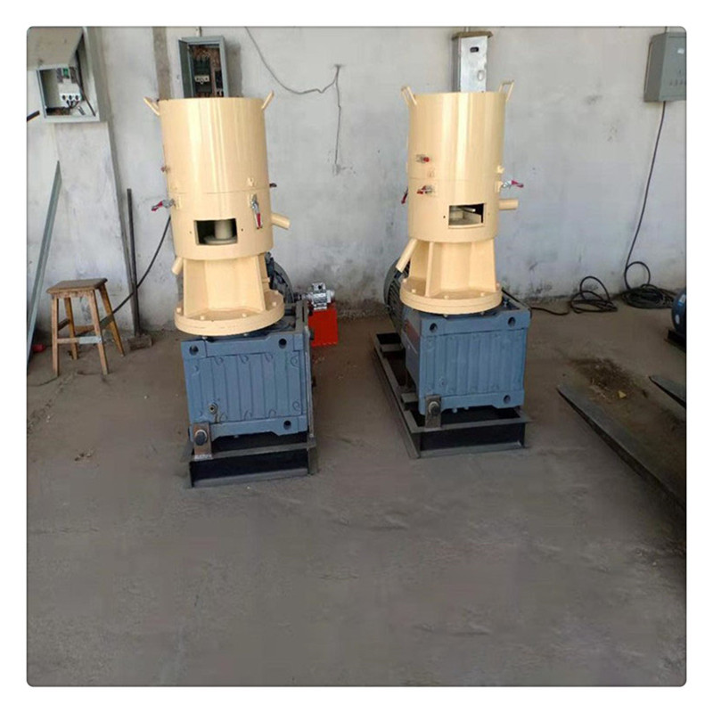 压力大适于难压物料浩凡供应平模木屑颗粒机树枝树叶造粒设备