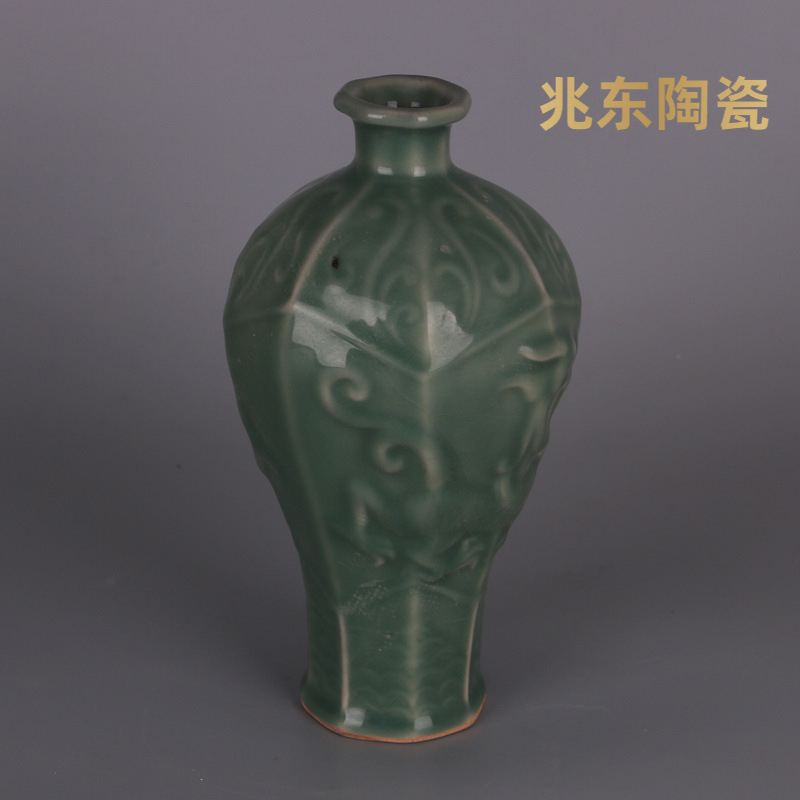 宋龙泉窑梅子青雕刻龙纹梅瓶 做旧仿古瓷器古玩古董收藏摆件老货