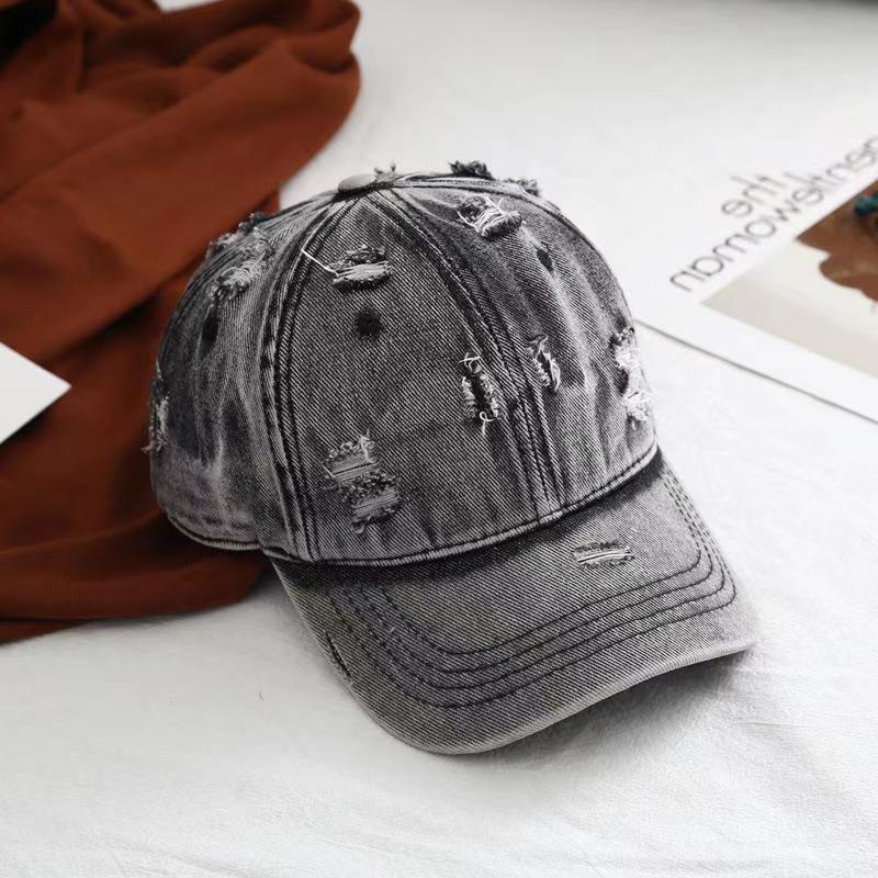 British Ripped Amazon Retro Worn Looking Washed-out Denim Baseball Cap Men and Women Adjustable Ripped Peaked Cap Tide