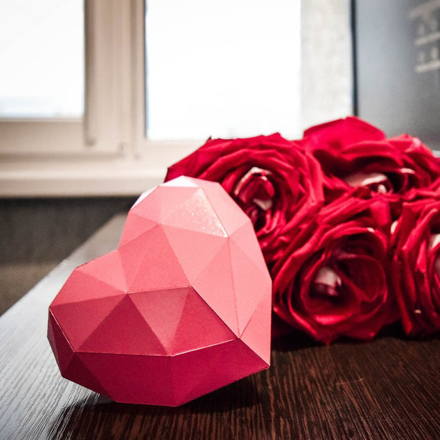 小小爱心壁挂3d纸模型diy手工纸模挂饰玩具几何折纸立体构成