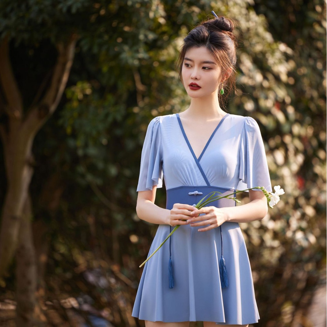中国风连体泳衣裙 现代改良版汉服女款泳衣大码时尚v