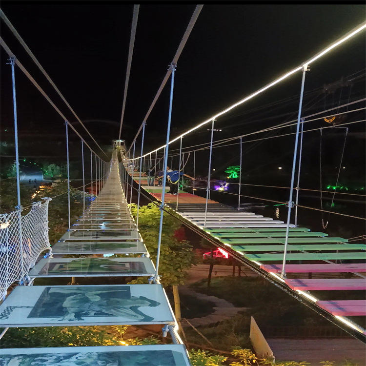 网红步步惊心桥木板桥 玻璃吊桥河南木乔集团景区户外游乐设备