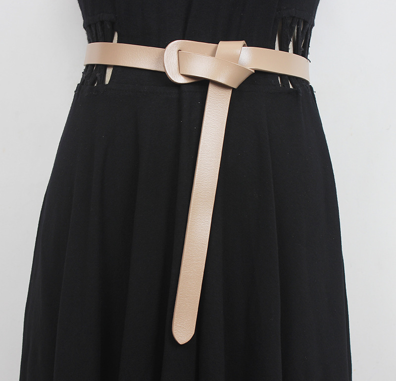 细腰带女真皮装饰毛衣大衣百搭配西装裙子时尚ins风黑色小皮带潮