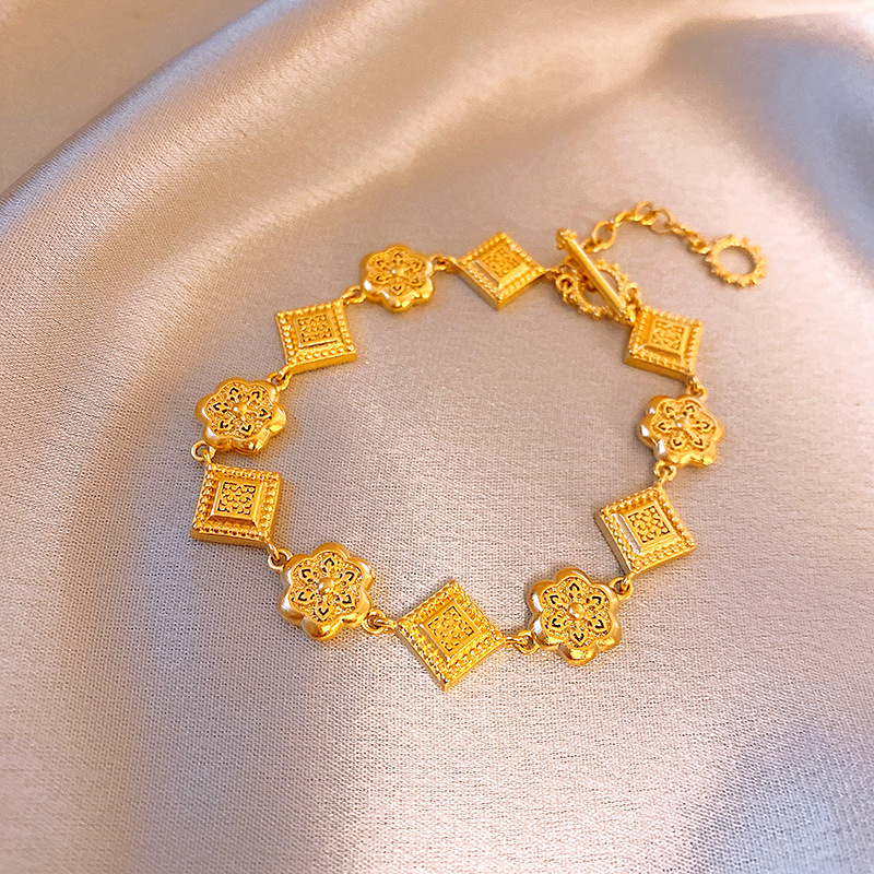Real Gold Plating New Chinese Style Fu Character Flower Bracelet Fashion High Sense Bracelet National Style Personality Vintage Jewelry Wholesale