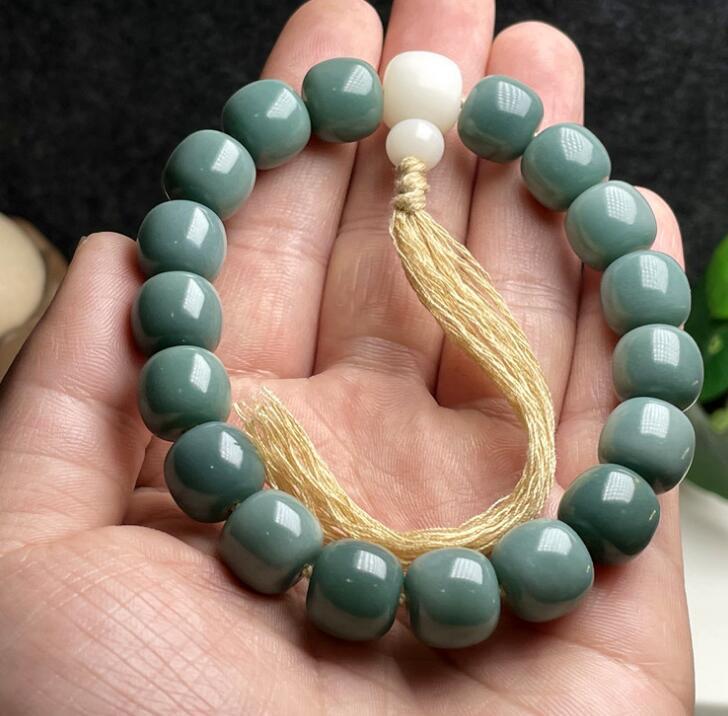 Natural Gradient Green Bodhi Bracelet Male Yin Leather Green Barrel Beads Retro Easy Matching Single Ring Bracelet Female Prayer Beads Jewelry