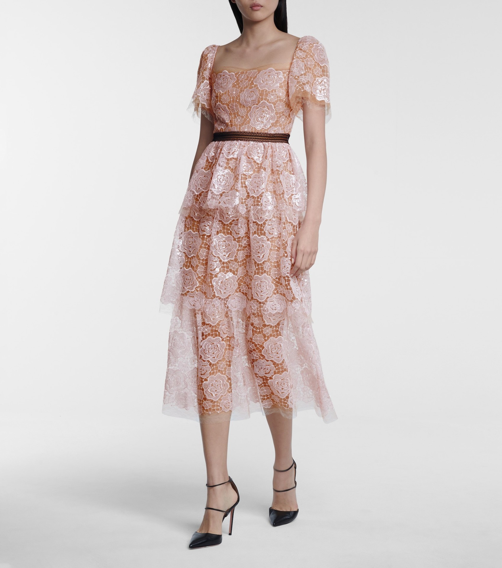 秋冬新品欧美女装亮片刺绣大花朵短袖层层蛋糕连衣裙方领长裙礼服