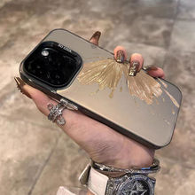 银灰金色蝴蝶适用苹果15promax手机壳新款磨砂iPhone15Pro感1