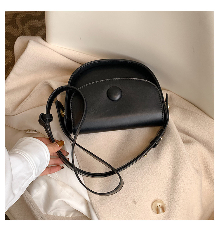 小清新女生单肩包糖果色马鞍包潮时尚宽肩带斜挎包洋气质感包包女