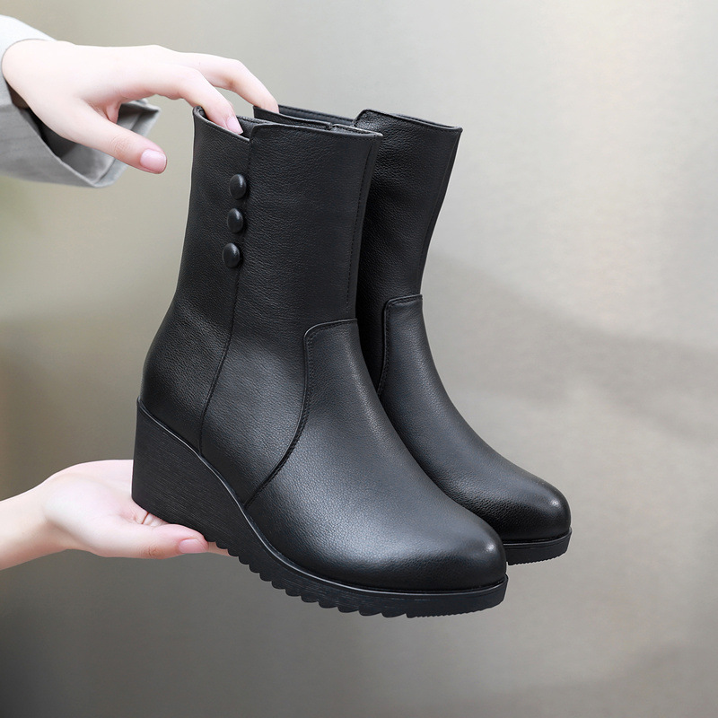 2021中筒靴女秋冬大码加绒棉鞋坡跟厚底妈妈女靴保暖中年棉皮靴子