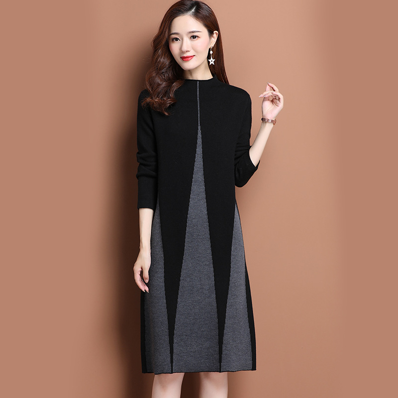 针织打底连衣裙女秋冬内搭圆领宽松长款羊绒毛衣大码过膝长裙批发