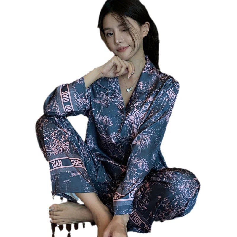 2023 New Autumn Pajamas Women's Ice Silk Long Sleeve Cardigan Suit Long-Sleeved Trousers Printed Homewear Can Be Worn outside