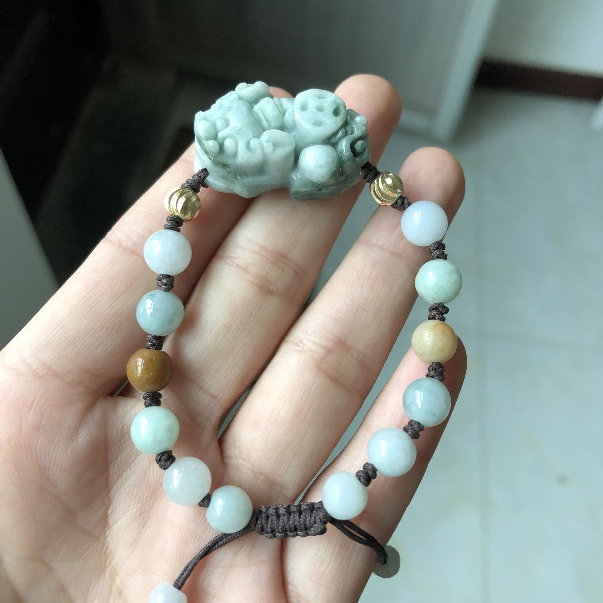 男女款翡翠貔貅手链缅甸翡翠背钱豆绿色貔貅手串情侣款一件代发