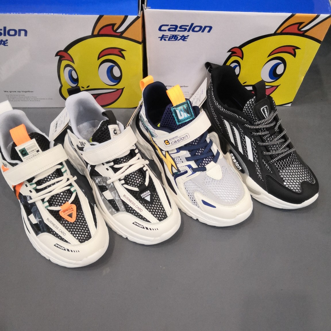 卡西龙童鞋2022春夏新款男孩大童运动鞋单层网面透气青少年休闲鞋