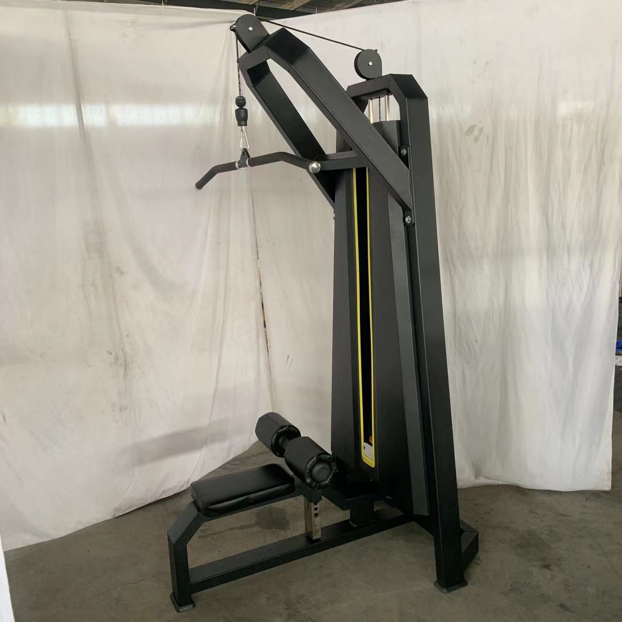 厂家批发高位下拉背部肌肉训练器健身房商用健身器材坐式高拉背