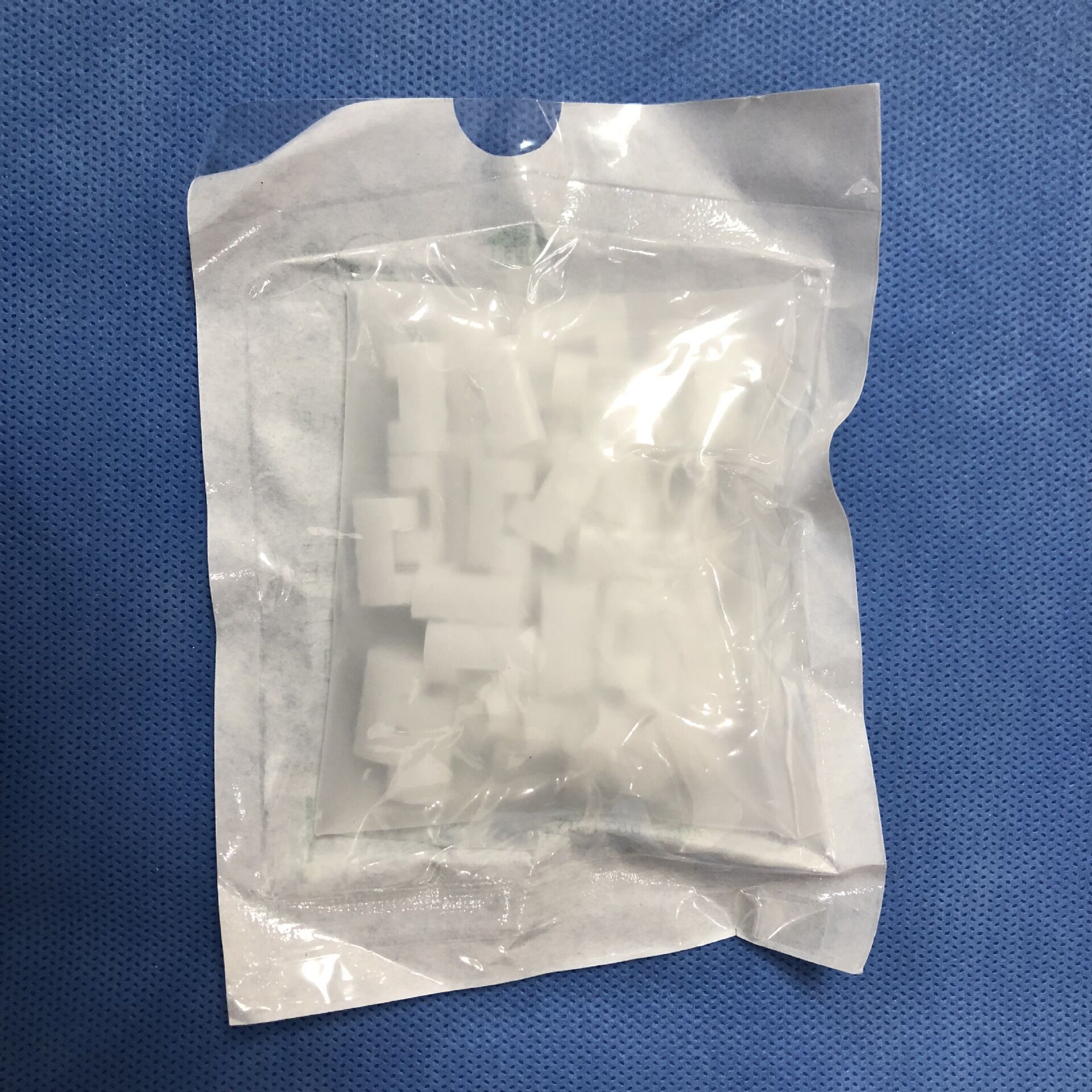 启晨一次性使用头皮夹医用头皮夹40只一包头皮夹钳 证件齐