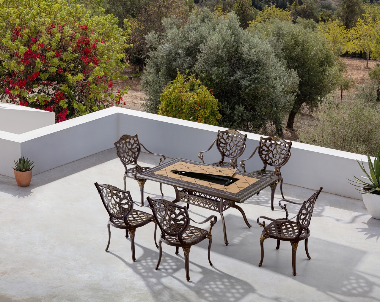 厂家烧烤桌椅别墅室外庭院阳台休闲露天铸铝餐桌椅组合户外烧烤炉