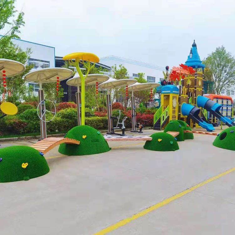 玉河厂家直销幼儿园公园小区户外塑料迷宫土丘滚塑草坪包边土丘