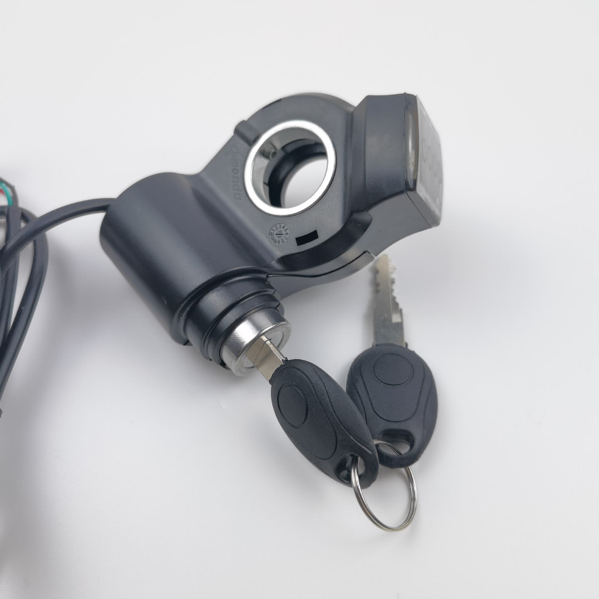 电动车滑板车断电式开关总成钥匙启动开关 数字显示电门开关