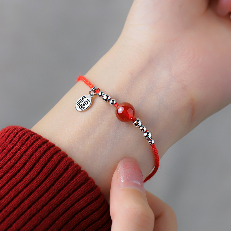 福字红绳手链女小众设计感兔年手绳闺蜜手饰本命年新年编织绳首饰