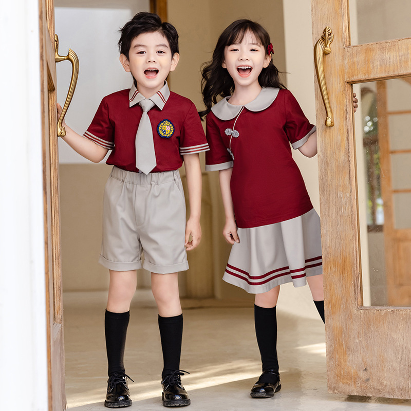 幼儿园园服复古红色套装学生夏季校服套装男孩短裤女孩裙裤两件套