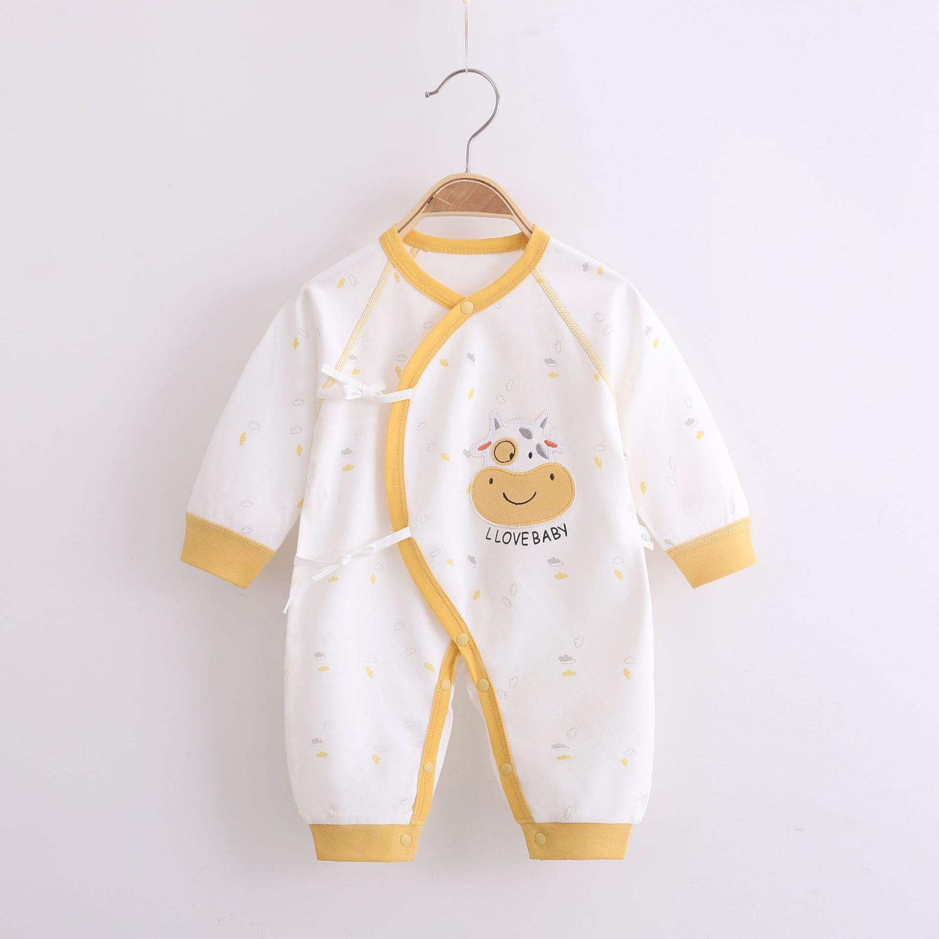 2021婴儿连体衣春秋新生儿衣服包屁衣可爱卡通宝宝绑带蝴蝶衣