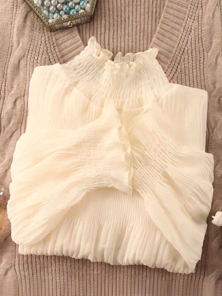 半高领蕾丝打底衫女秋冬2023新款叠穿薄款纱衣内搭喇叭袖针织衫