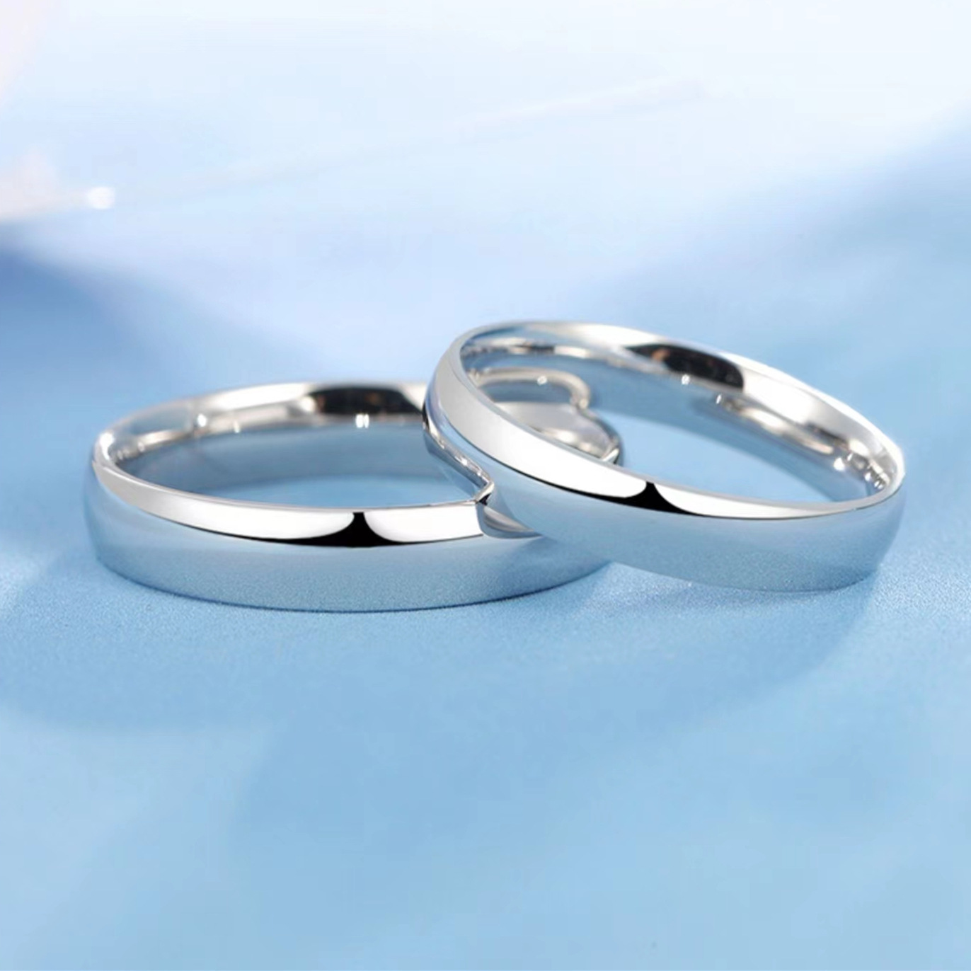 pt950铂金情侣对戒 光面白金钻石戒指男女结婚素圈求婚戒水贝珠宝