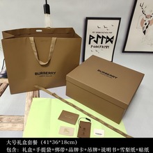 意大利代购burberry/巴宝莉 新款 经典tb字母刺绣t恤