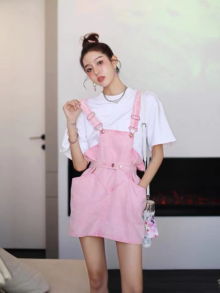 (现货)2021新款粉色牛仔背带裙女连衣裙洋气显瘦裙子